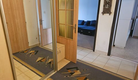 3 IZBOVÝ VEĽKOMETRÁŽNY BYT NA KLOKOČINE