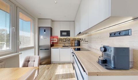 REZERVOVANE Exkluzívne na predaj 2 izbový byt v Pezinku