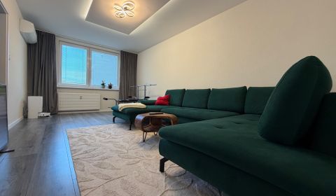 3 izbový byt s balkónom Topoľčany / VYPLATENA ZALOHA 
