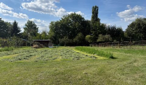 PREDAJ - STAVEBNÝ POZEMOK - SĽAŽANY
