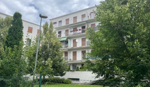 Prenájom 2 izbový byt Nitra, Chrenová, TOP poloha