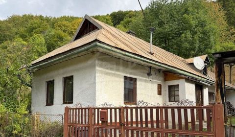 Domček vhodný na chalupu v obci Hačava