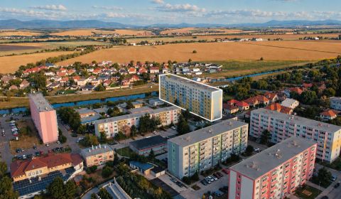 3.izbový byt so záhradou /420 m²/ a chatkou BOŠANY