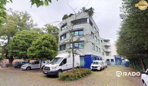 Prenájom 124m2 kancelárie | ul. Radlinskeho |Pieštany