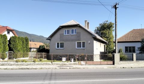 5-izbový rodinný dom, Vrútky