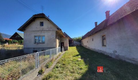 Rodinný dom s veľkým pozemkom 2 908 m² v obci Žiar