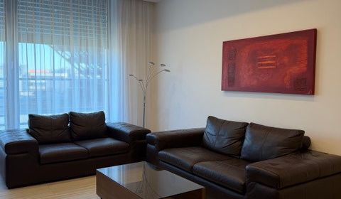 3 Izbový byt na Námestí Slobody v stave FIVE STAR na prenájom