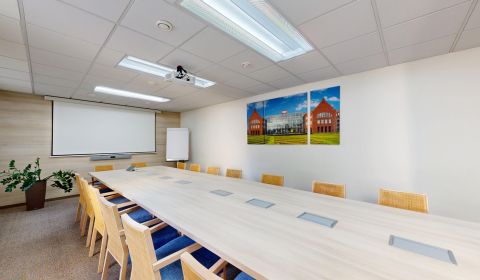 Samostatná administratívna budova s parkovaním, Ľadová, Staré Mesto