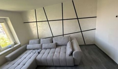 Ponúkame moderne zariadený byt na Zelenečskej 