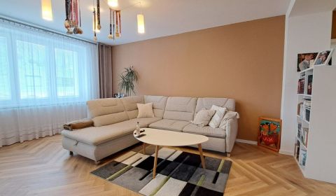 Pekný 3-izbový byt s balkónom na prenájom