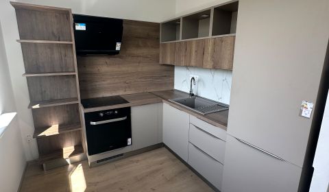 2-izb. byt, Galbavého, Dúbravka, kompletná rekonštrukcia 