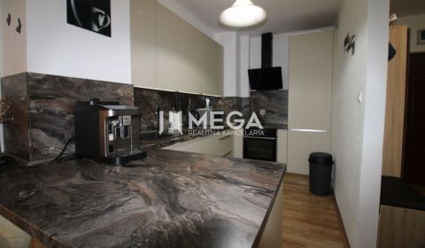 REZERVOVANÝ - Na predaj moderný 2-izbový byt po rekonštrukcii