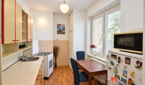 Svetlý a teplý 2-izbový byt s balkónom v centre Spišskej Novej Vsi (52