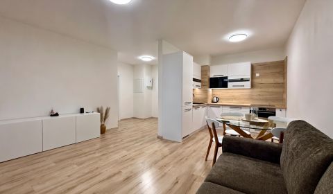 Štýlovo zariadený 2i byt Včelárska - Prúdy