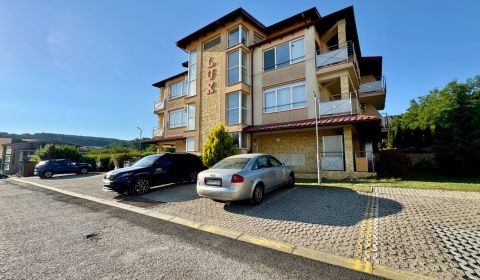 NA PREDAJ investičný apartmán v Podhájskej