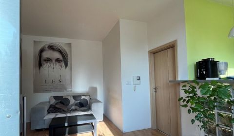 3-izb. byt v komplexe Koloseo, BA III - Nové Mesto