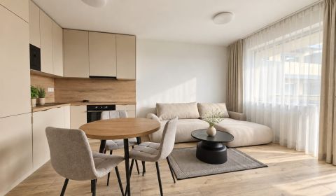  Prenájom | Nový zariadený 2i byt v projekte ARBORIA - Trnava | Garáž