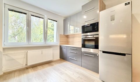 Prenájom moderného veľkometrážneho 2+1 bytu v Žiline