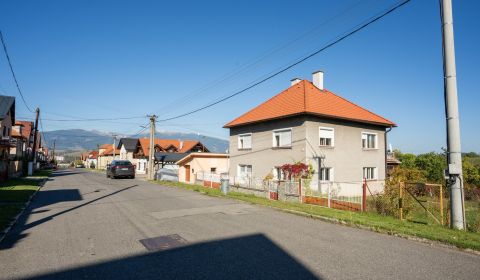 Na predaj rodinný dom v Závažnej porube