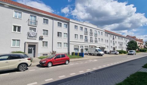 Pekný 2 izbový byt na prenájom - Malacky.