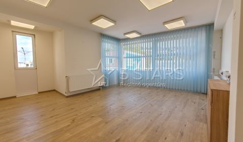 Prenájom klimatizované kancelárske priestory 25,58 m²  Legionárska, TN