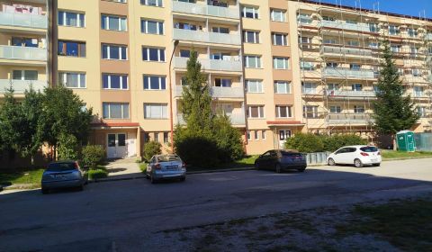 NAJLACNEJŠÍ VEĽKÝ 2 IZBOVÝ BYT, Z KTORÉHO JE MOŽNÉ PO JEDNODUCHEJ ÚPRA