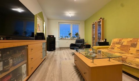 2 izb.byt + BALKÓN, KLÍMA, PIVNICA, ŠPAJZA, ŠATNÍK