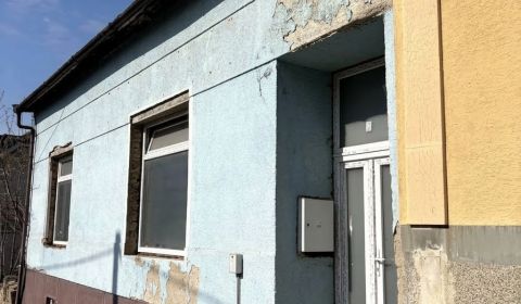 RK Dobré reality predáva rodinný dom v centre Nových Zámkov