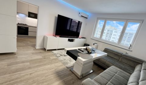 PRIESTRANNÝ 3-IZBOVÝ BYT | 90 m² | KOMPLETNE ZARIADENÝ