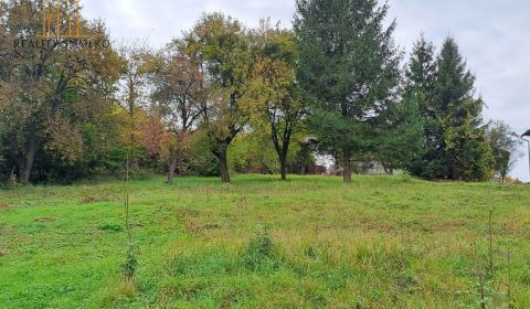 POZEMOK na výstavbu RD 2.192 m², HUMENNÉ