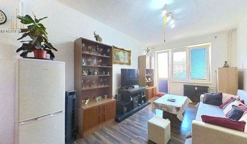 REZERVOVANÉ !!!  EXKLUZÍVNE na predaj 2-izbový byt s balkónom - VEĽKÉ 