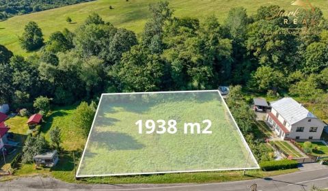 Väčší stavebný pozemok vo výmere 1938 m2 s možnosťou rozdelenia v tich
