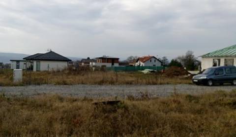 Predané-Ponúkame na predaj pozemok 617m2, Šalgovik, Prešov