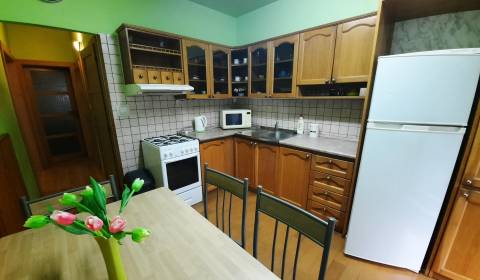 3-izbový byt na prenájom, Vráble - Žitava, 74 m2