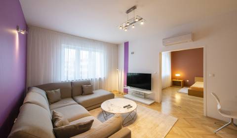 Slnečný 3i byt 74 m2, s klimatizáciou vo výbornej lokalite v centre