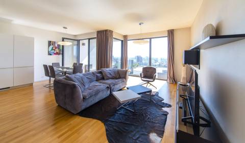 Moderný 3i byt 85 m2, s A/C, balkónom a parkovaním, KOLIBA MINERGO