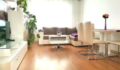 Kúpa: trojizbový byt s balkónom v Trnave