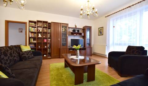 PREDAJ 3 IZBOVÉHO BYTU V ŠENKVICIACH S BALKÓNOM