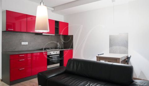 Moderný 2i byt v tichom prostredí Starého mesta