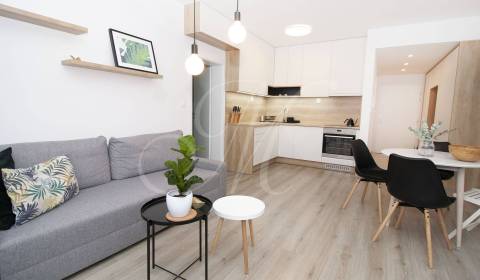  Moderný 2-izbový byt na prenájom v Ružinove