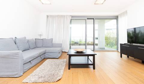  Slnečný 3i byt v Starom meste na prenájom 