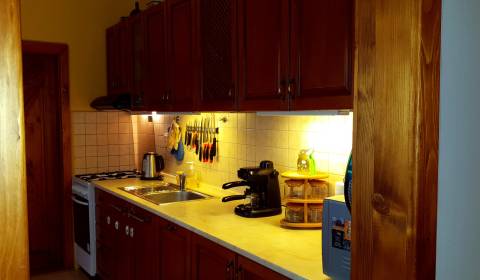 PREDANÉ: 3 izbový byt s balkónom v KN ul. Jazerná