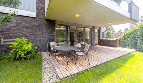 Exkluzívny 3i byt 118 m2, s terasou a parkovaním, DIPLOMAT PARK