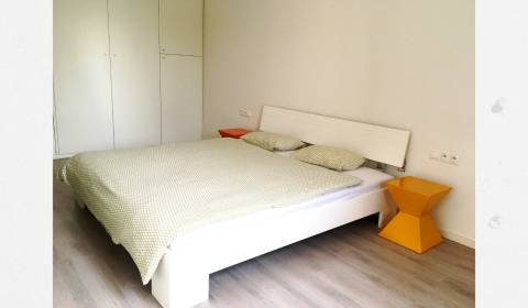 Prenájom, Nové Mesto, 2 izbový byt, novostavba, Račianska ul.