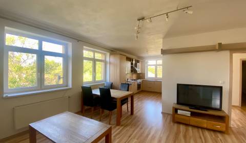 PRENÁJOM 3 izbový byt so záhradou, blízko nemocnice, pod Kalváriou