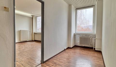 Ponúkame na prenájom kancelárske priestory s rozlohou 67 m2 - Žilina