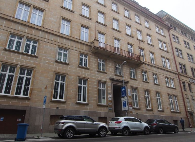 Ateliér-podkrovný priestor v centre BA - PB240272.JPG