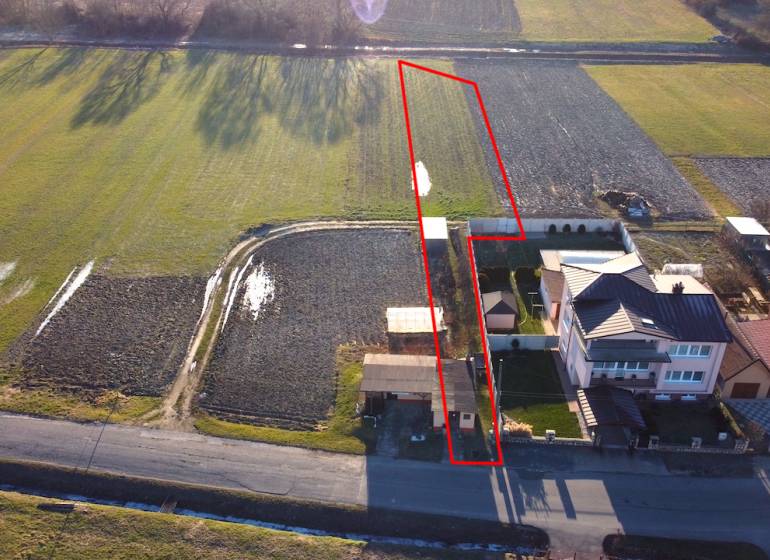 Širákov – 1.464 m2 POZEMOK na RD / mobilný dom - 01 titul.png