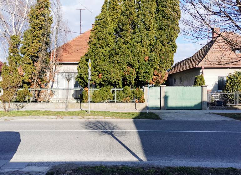 Predaj rodinného domu, Trnava - 01a.jpg