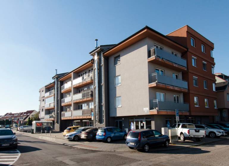 Pri Strelnici - parkovacie státie v podzemnej garáži - Bratislava - Ružinov Garáže prenájom reality Bratislava - Ružinov